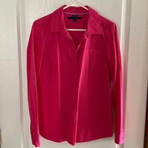 Tommy Hilfiger button down blouse, pink, size medium, EUC